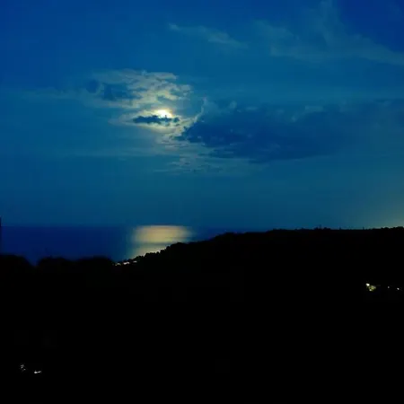 ファームステイ Mondomini